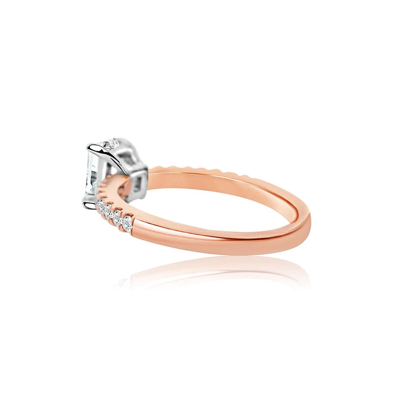 Emerald 0.92ct D VS1 IGI Lab Diamond Two-Tone Ring - Image 3