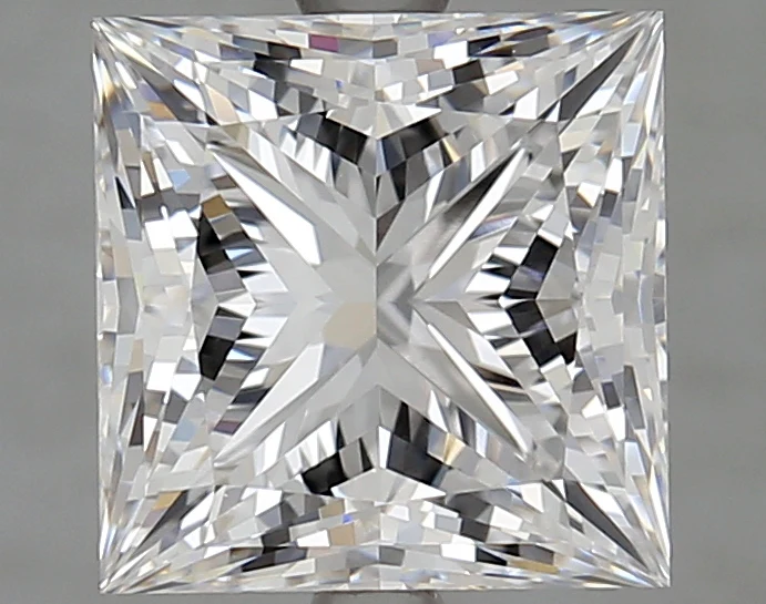 Princess 3.81ct E VVS2
