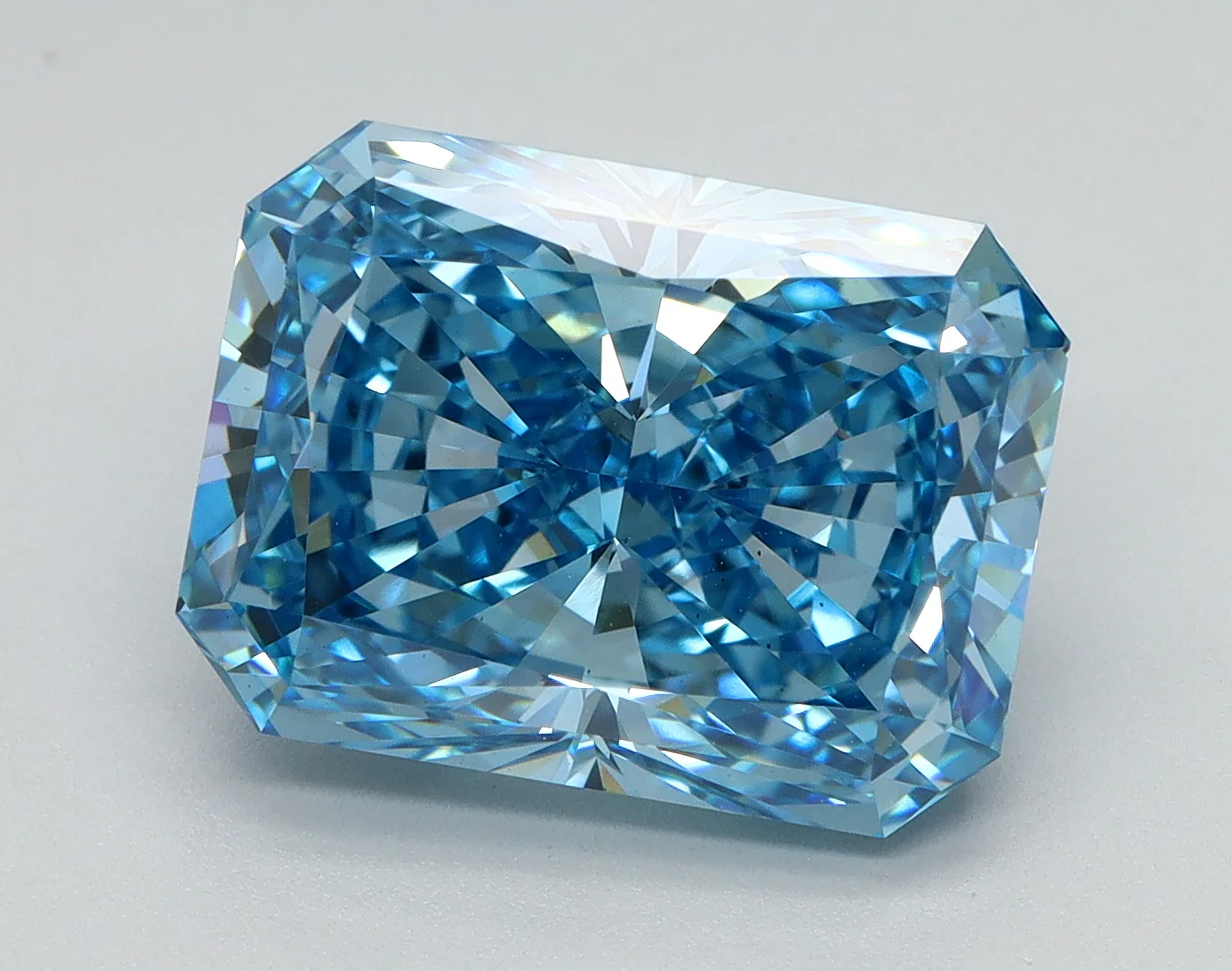 Radiant 5.11ct Fancy Vivid  Blue VS1