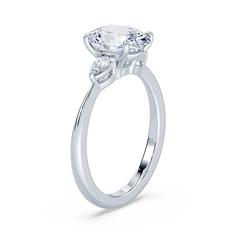Three Stone Oval Engagement Ring - Image 2