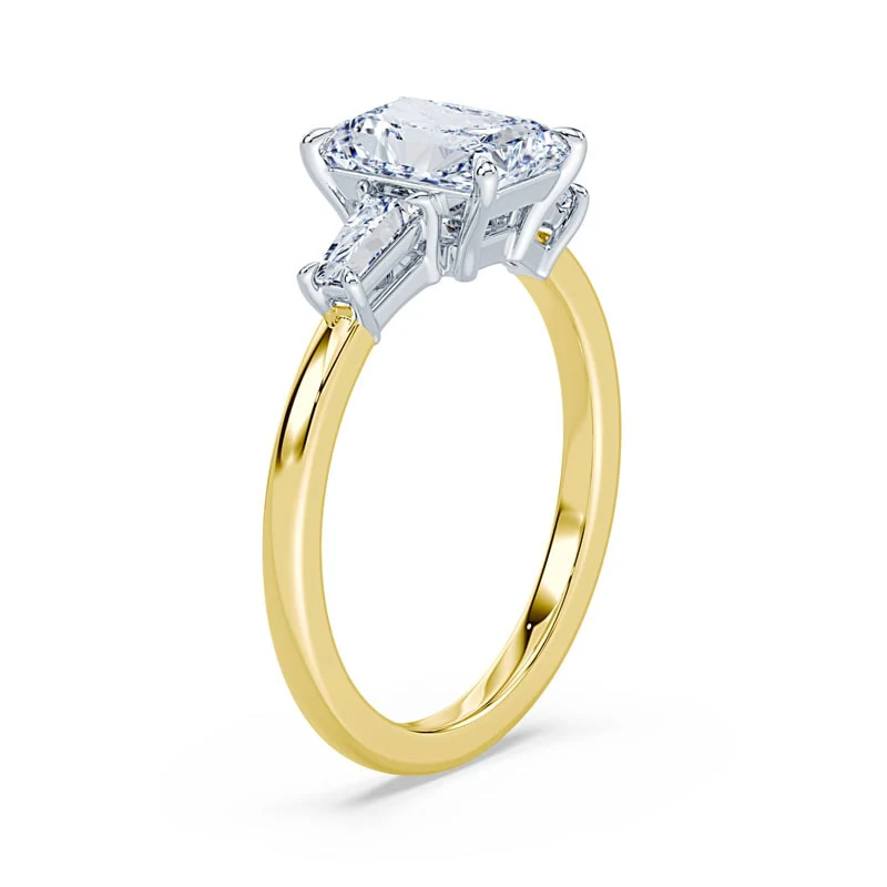 Three Stone Radiant Cut Ring - Image 2